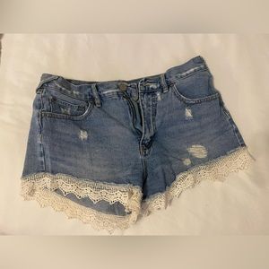 Free People Jean shorts with crocheted edge